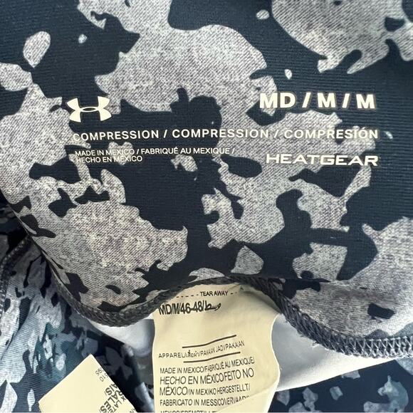 Under Armour Capri Leggings Womens M Blue Camo Mesh Cropped Athleisure Gym - Picture 6 of 7